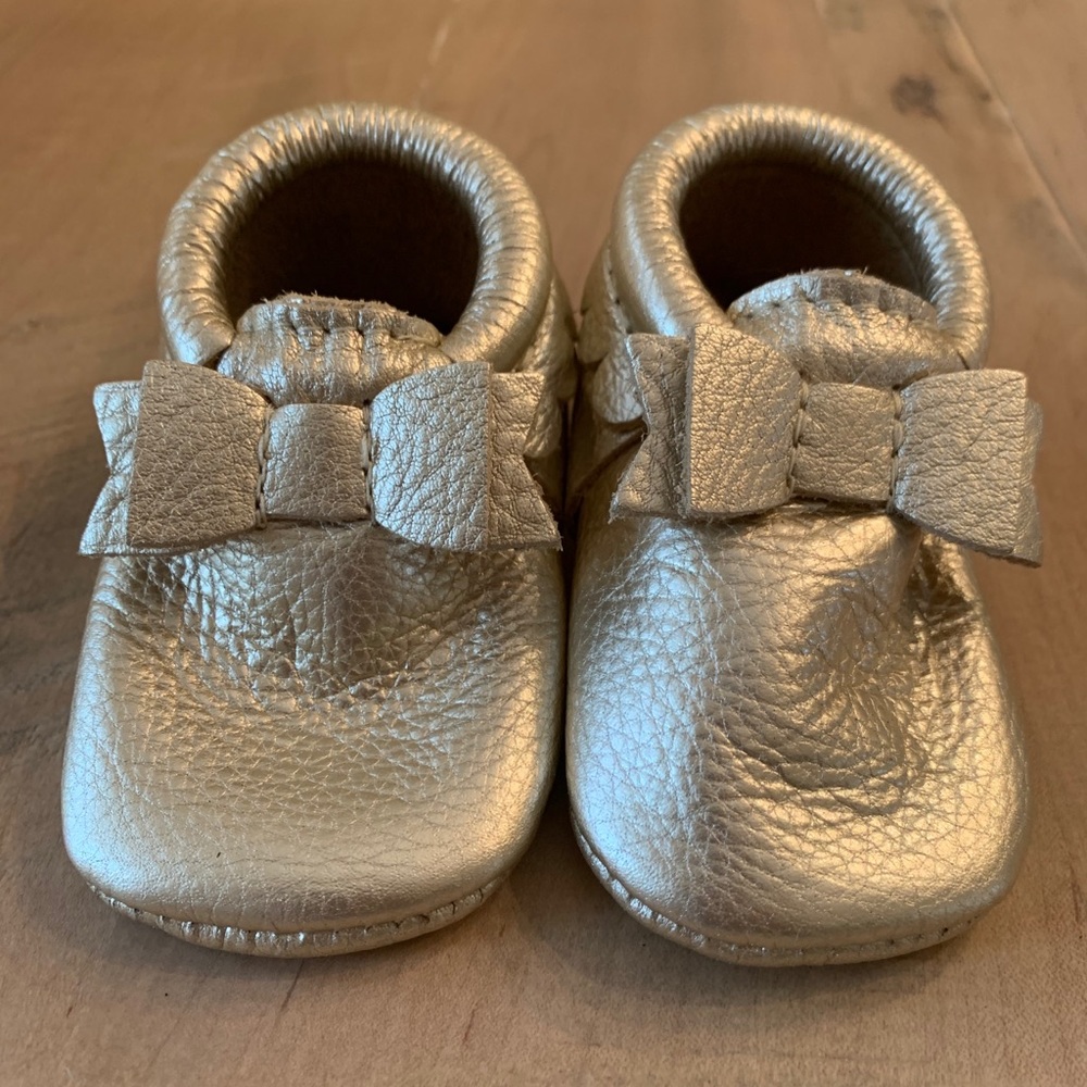 NWOT Freshly Picked Girls Gold Moccasins